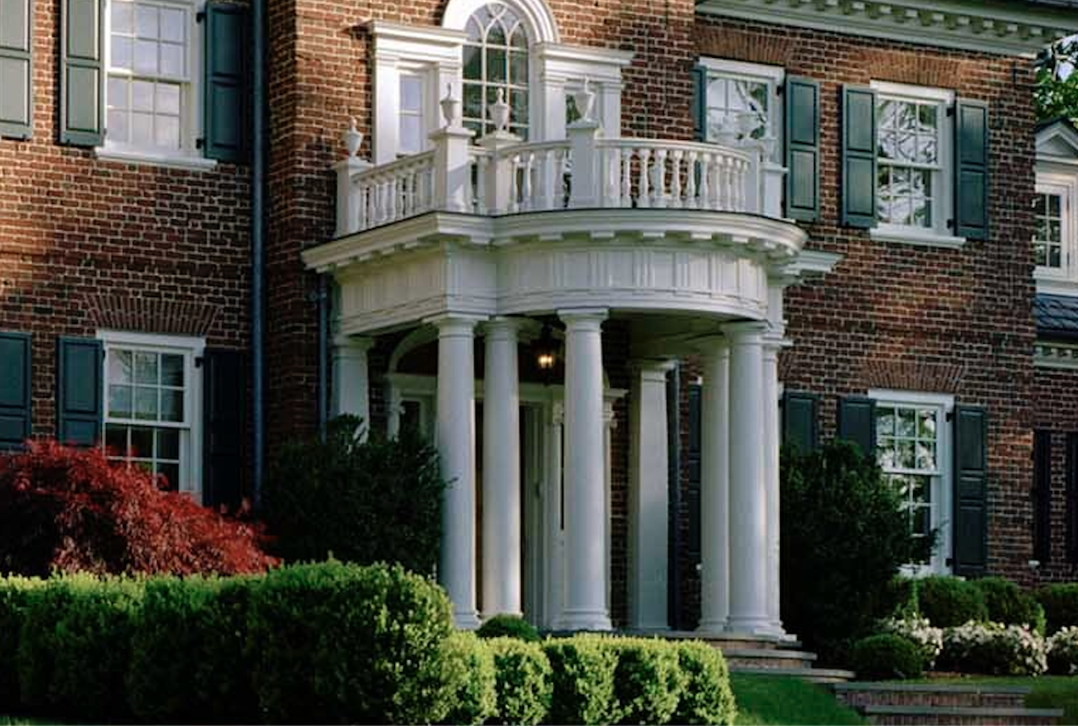 Image of a multipaned window